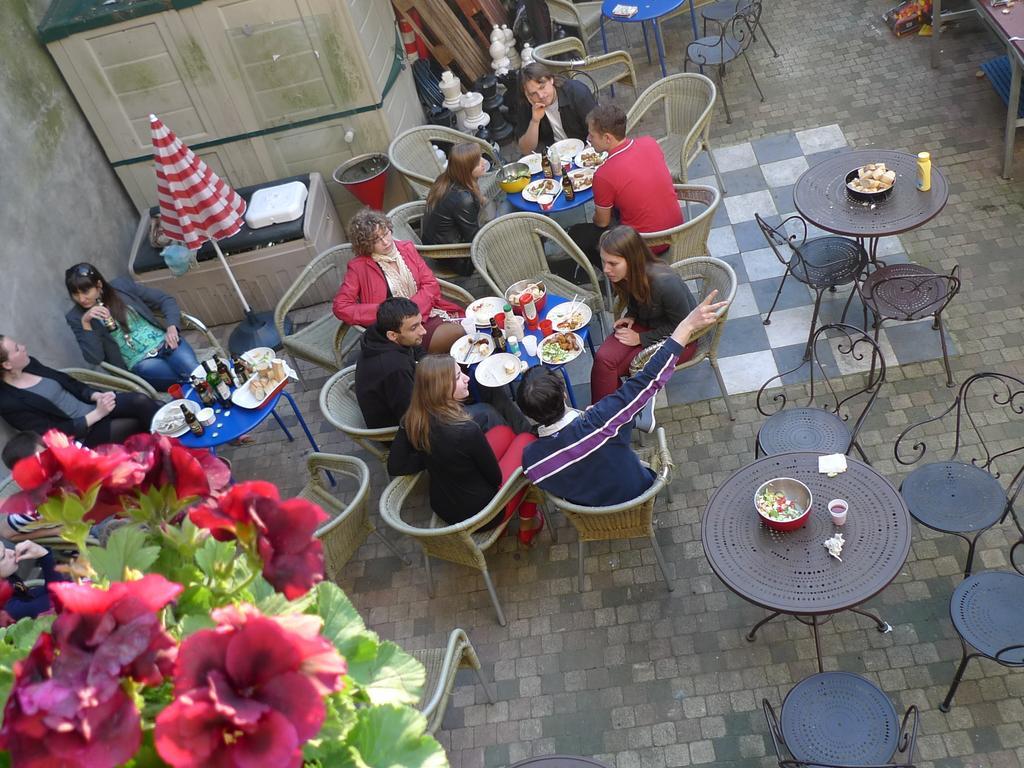 The Studenthostel B&B Utrecht City Center Екстериор снимка